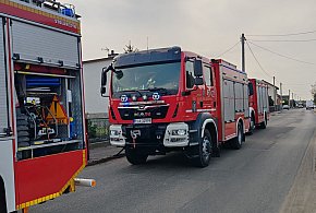 Poranny pożar w Łuszczanowie. Cztery zastępy straży pożarnej w akcji (ZDJĘCIA)