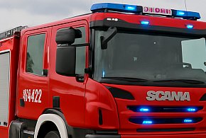 Poranna interwencja w Jarocinie. Służby siłowo otworzyły mieszkanie