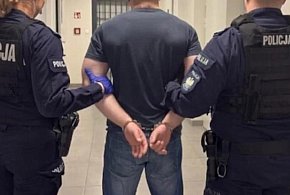 Wyłamał drzwi i okradł dwa miejsca. Policja błyskawicznie ustaliła sprawcę