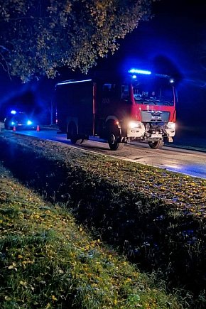 Poranny wypadek w Lubinii Małej-2542