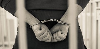 Włamał się nocą i poszedł spać. Policja zatrzymała 19-latka z Jaraczewa