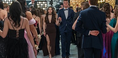 Studniówka 2025 maturzystów ZSP nr 2 w Jarocinie FOTORELACJA