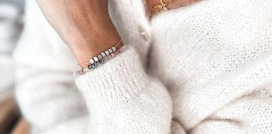 Modne bransoletki damskie Manoki – co teraz nosimy na nadgarstkach