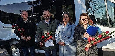 ŚDS w Dobieszczyźnie z nowym samochodem. Pomógł PFRON (ZDJĘCIA)