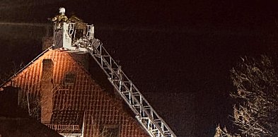 Wieczorna akcja strażaków przy ul. Nowej w Jarocinie. Brak utrudnień w ruchu