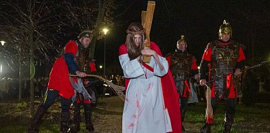 Misterium Męki Pańskiej w Jaraczewie. FOTORELACJA