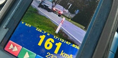 Pierwszy „test” nowych przepisów oblany w Górze. Kierowca słono zapłacił