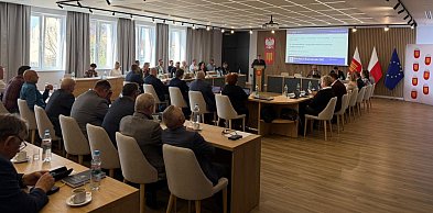 Radni obradują w Jaraczewie. Wotum zaufania i budżet 2025 pod lupą