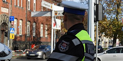 Akcja ZNICZ przebiega spokojnie. Mundurowi nadal czuwają nad bezpieczeństwem-15827