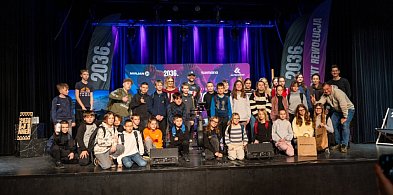 Sprint Rewolucja w Jarocinie. Uczniowie zmierzyli się z profesjonalnym trenażeram