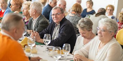 Śniadanie Wielkanocne dla seniorów i osób samotnych FOTORELACJA