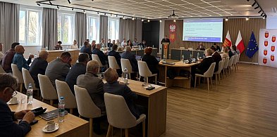 Radni obradują w Jaraczewie. Wotum zaufania i budżet 2025 pod lupą