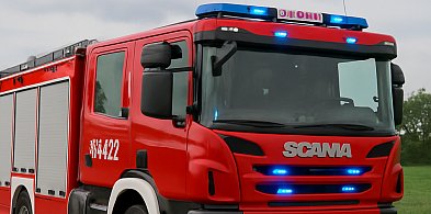 Poranna interwencja w Jarocinie. Służby siłowo otworzyły mieszkanie