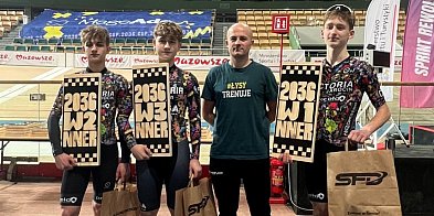 Złoto, srebro i brąz dla Victorii Jarocin. Kapitalny występ w Pruszkowie-16518