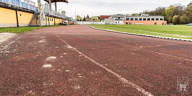 Duże pieniądze na sport w Jarocinie. Stadion przejdzie modernizację (ZDJĘCIA)