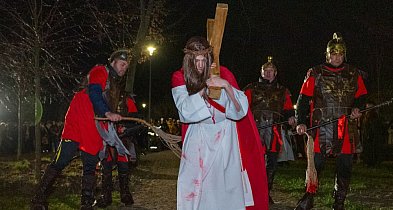 Misterium Męki Pańskiej w Jaraczewie. FOTORELACJA