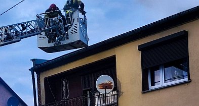 Wieczorna interwencja w gminie Jaraczewo. Zapalił się przewód kominowy (ZDJĘCIA)