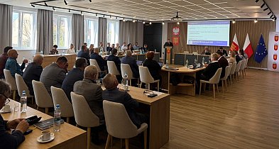 Radni obradują w Jaraczewie. Wotum zaufania i budżet 2025 pod lupą