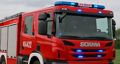 Poranna interwencja w Jarocinie. Służby siłowo otworzyły mieszkanie