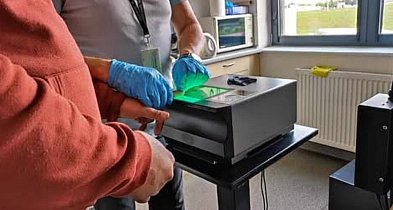 183 zarzuty i areszt. Policjanci odkryli skalę działalności 28-latka