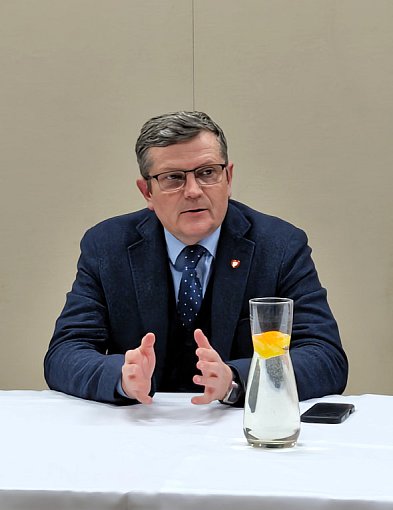 Jarocin miejscem politycznej debaty. Bosacki o UE, USA i przyszłości regionu