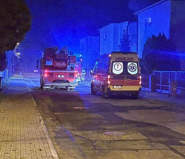 Akcja straży pożarnej w Witaszycach. Ogień w piwnicy domu jednorodzinnego-15902