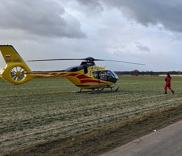 Akcja służb w gminie Żerków. Chłopak ranny po upadku z hulajnogi (ZDJĘCIA)-16738