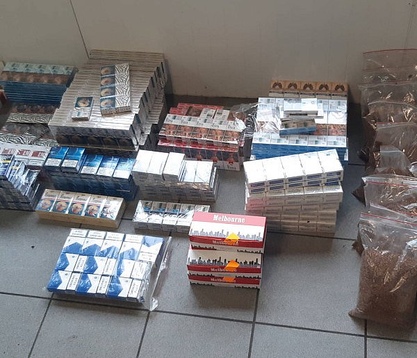 Handel nielegalnym tytoniem w Jarocinie. Wiemy, co grozi właścicielce sklepu