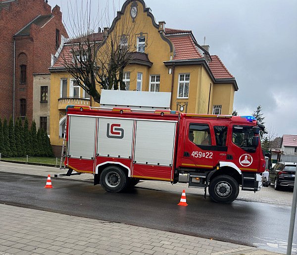 Seria zdarzeń na drogach. Strażacy i ratownicy nie mieli chwili wytchnienia