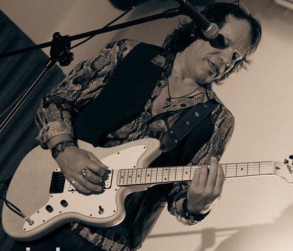 Muzyczna Kamienica: Wolf Mail Band FOTORELACJA