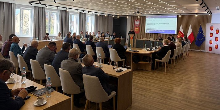 Radni obradują w Jaraczewie. Wotum zaufania i budżet 2025 pod lupą