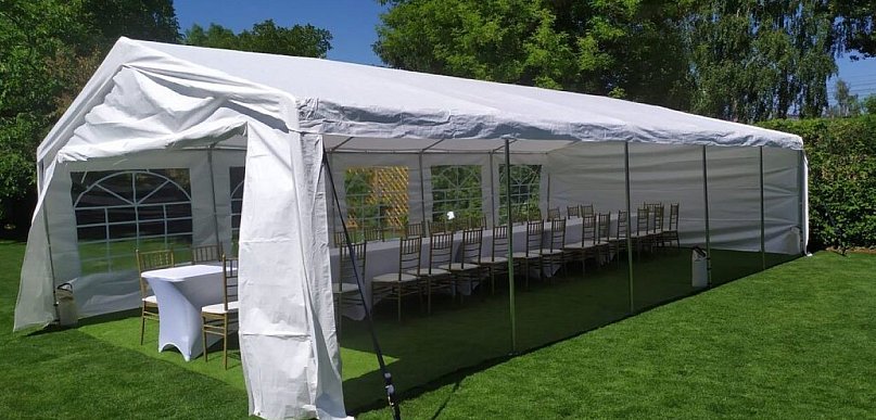 Wynajem namiotów jako alternatywa dla sal eventowych – realne korzyści