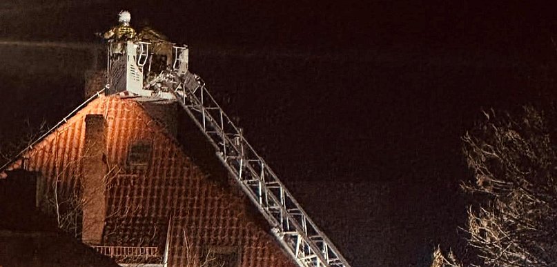 Wieczorna akcja strażaków przy ul. Nowej w Jarocinie. Brak utrudnień w ruchu