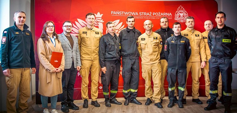 „Biernacki” wdzięczny strażakom. Osobiste podziękowania w komendzie PSP