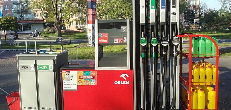 Tusk ogłosił decyzję ws. cen paliw. Kierowcy mogą mocno odetchnąć