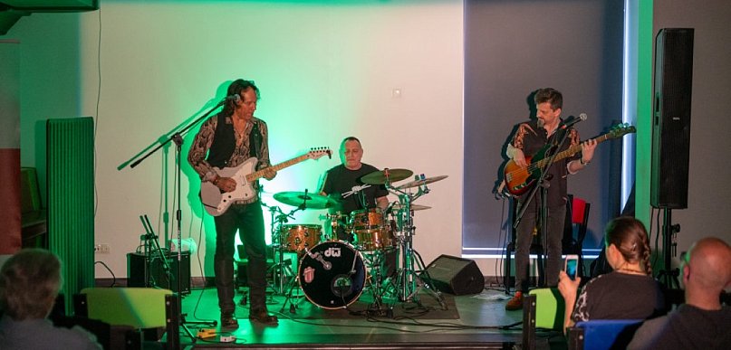 Muzyczna Kamienica: Wolf Mail Band FOTORELACJA