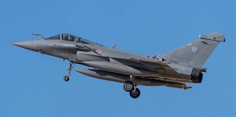 Samoloty wojskowe w akcji. Możliwy huk w powietrzu nad Jarocinem