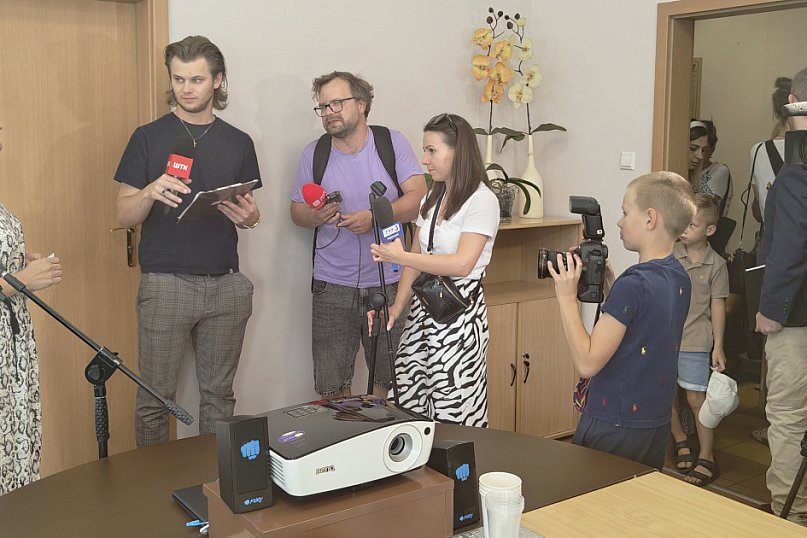 Drugi protest przed szpitalem i kolejne dyskusje  w obronie porodówki