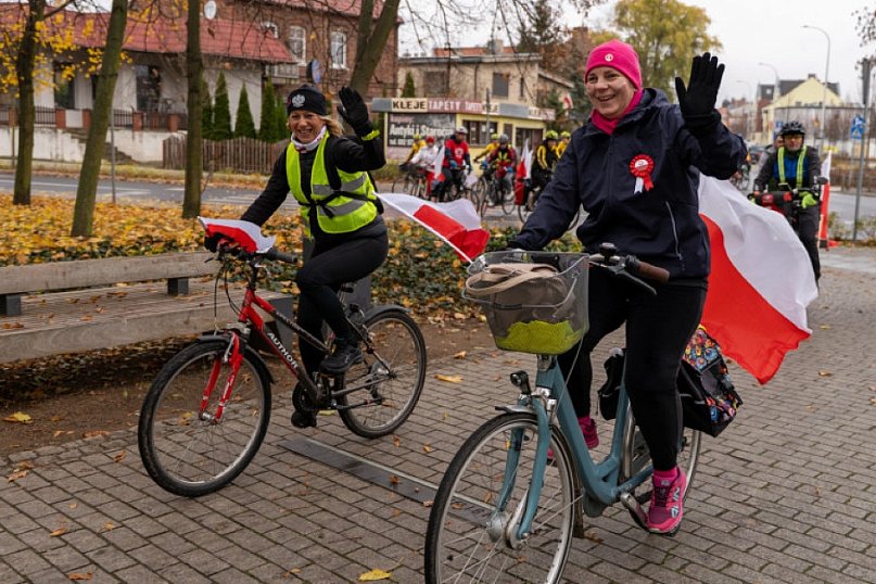 Rowerzyści, motocykliści i kierowcy dla Niepodległej
