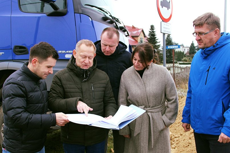 Start prac na ul. Długiej w Łuszczanowie