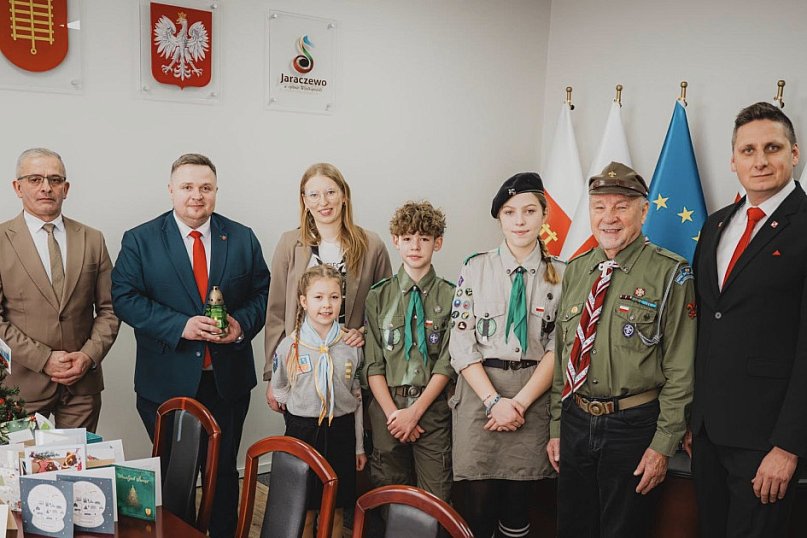 Harcerze przekazali Światełko Pokoju władzom Jarocina i Jaraczewa
