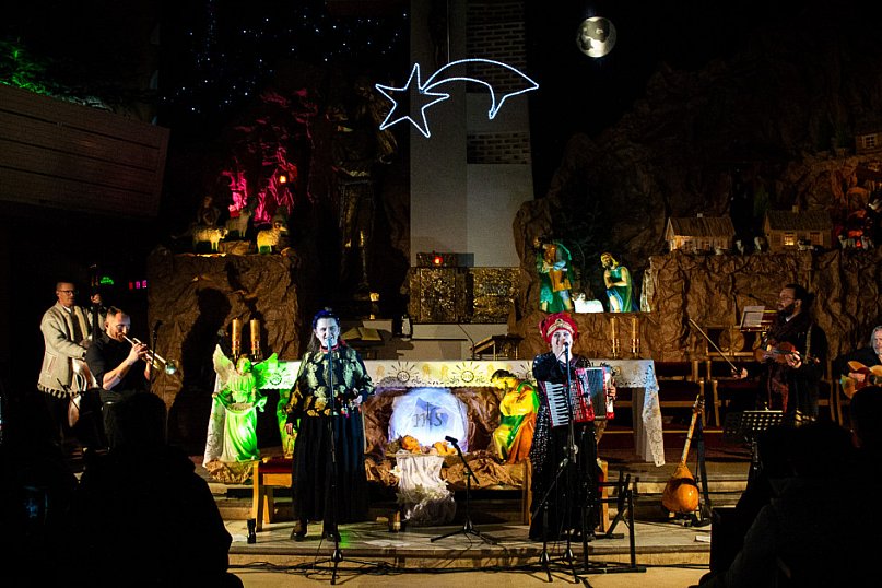 Dikanda z koncertem kolęd u Franciszkanów